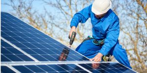 Installation Maintenance Panneaux Solaires Photovoltaïques à Esnon